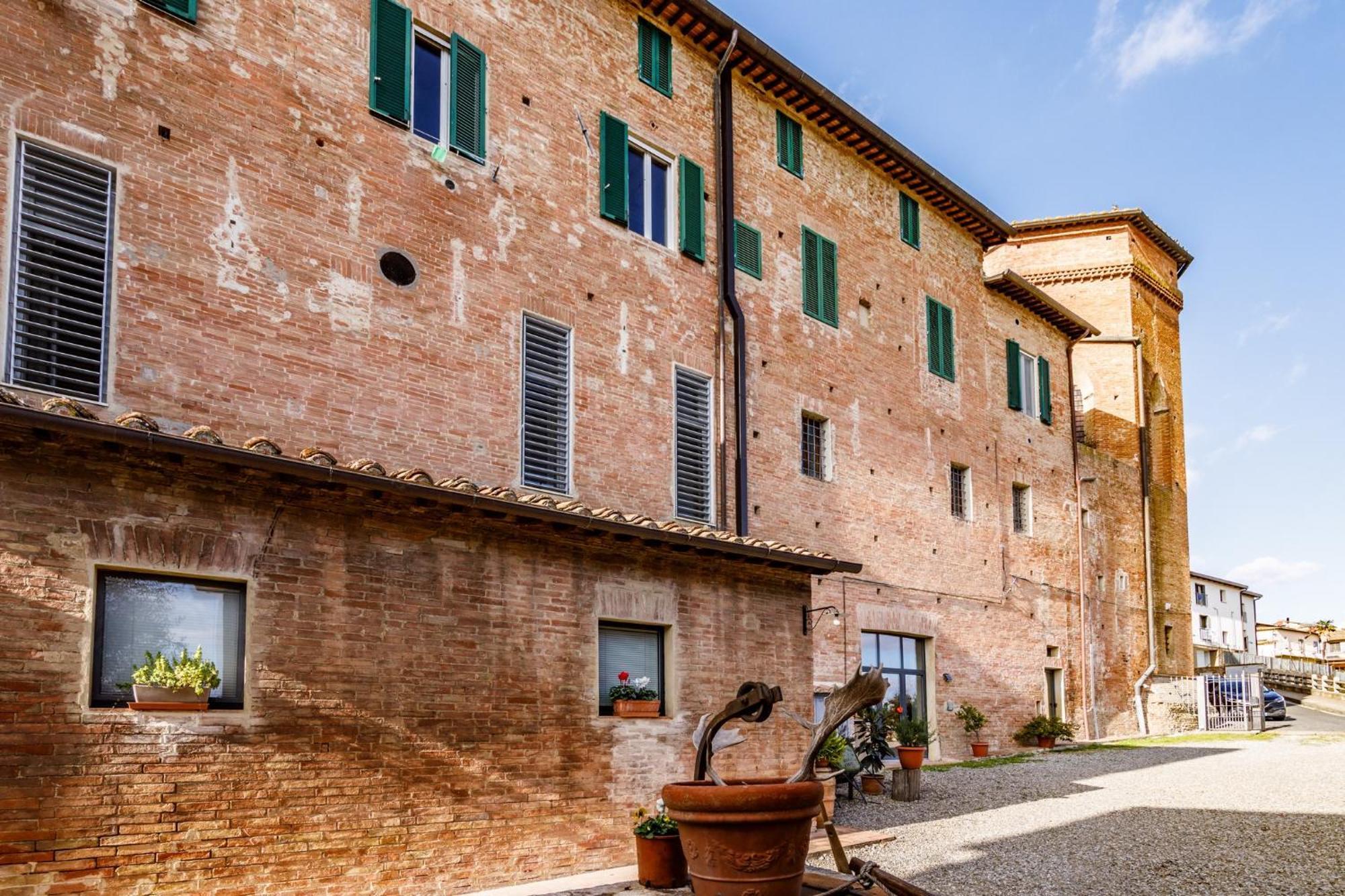 Porta Romana Elegant Apartments With Private Parking! Σιένα Εξωτερικό φωτογραφία